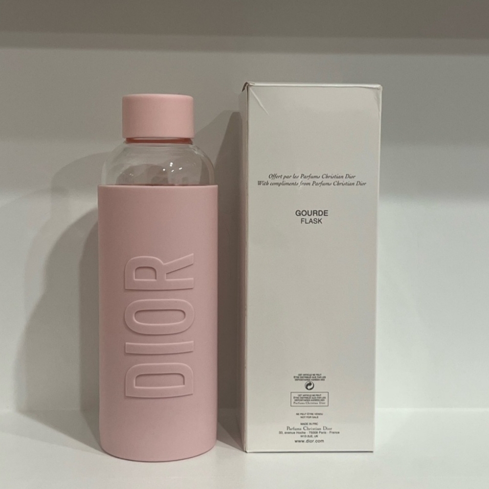 NIB Limited Edition Christian Dior Glass Water Bottle - Picture 3 of 10